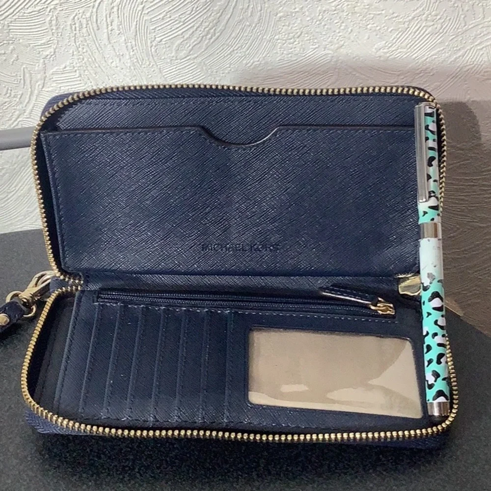 Michael Kors - Dark Blue - gold MK - wristlet - detachable carry - CC slots & ID